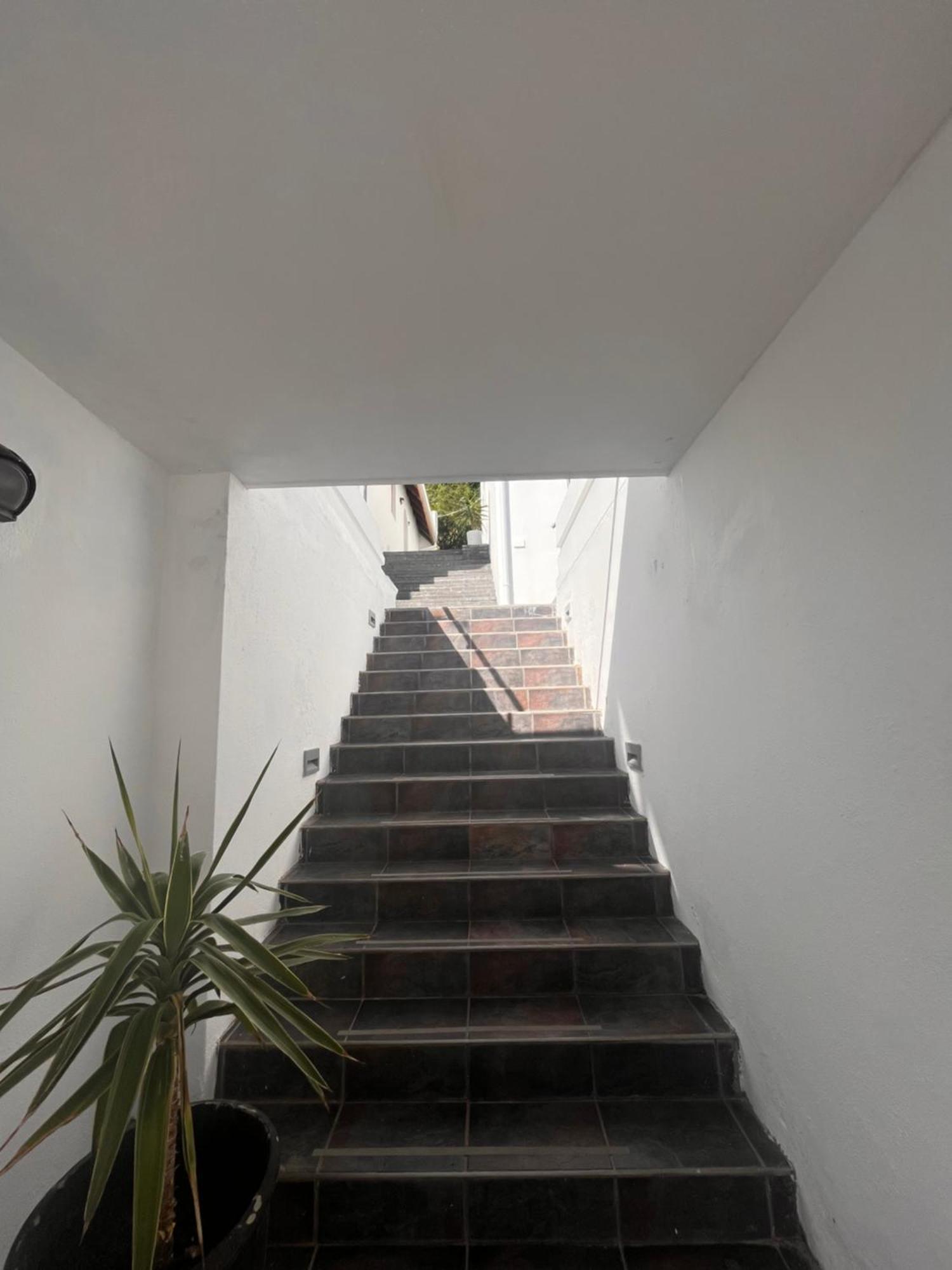 Cozy Camps Bay House With Mountain And Sea View Villa Kapstaden Eksteriør billede